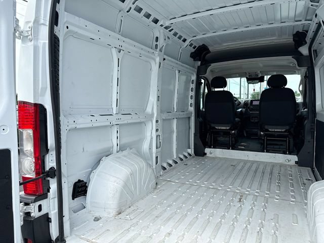 Used 2025 RAM ProMaster 2500 w/ Safety Group FWD image 12