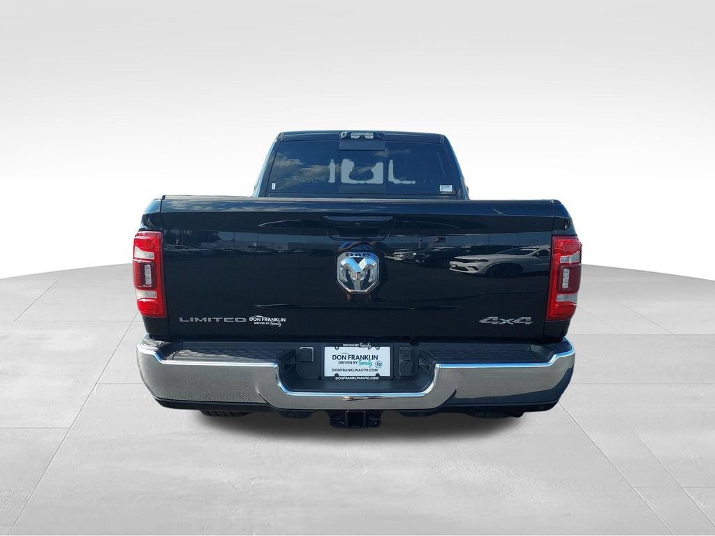 Used 2024 RAM 3500 Limited AWD/4WD image 4