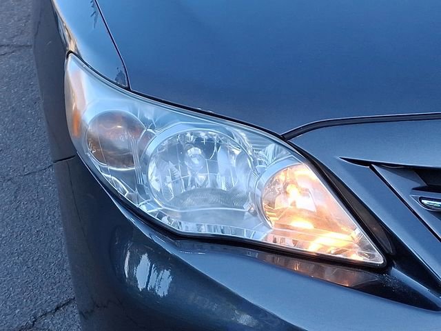 Used 2013 Toyota Corolla LE FWD image 9