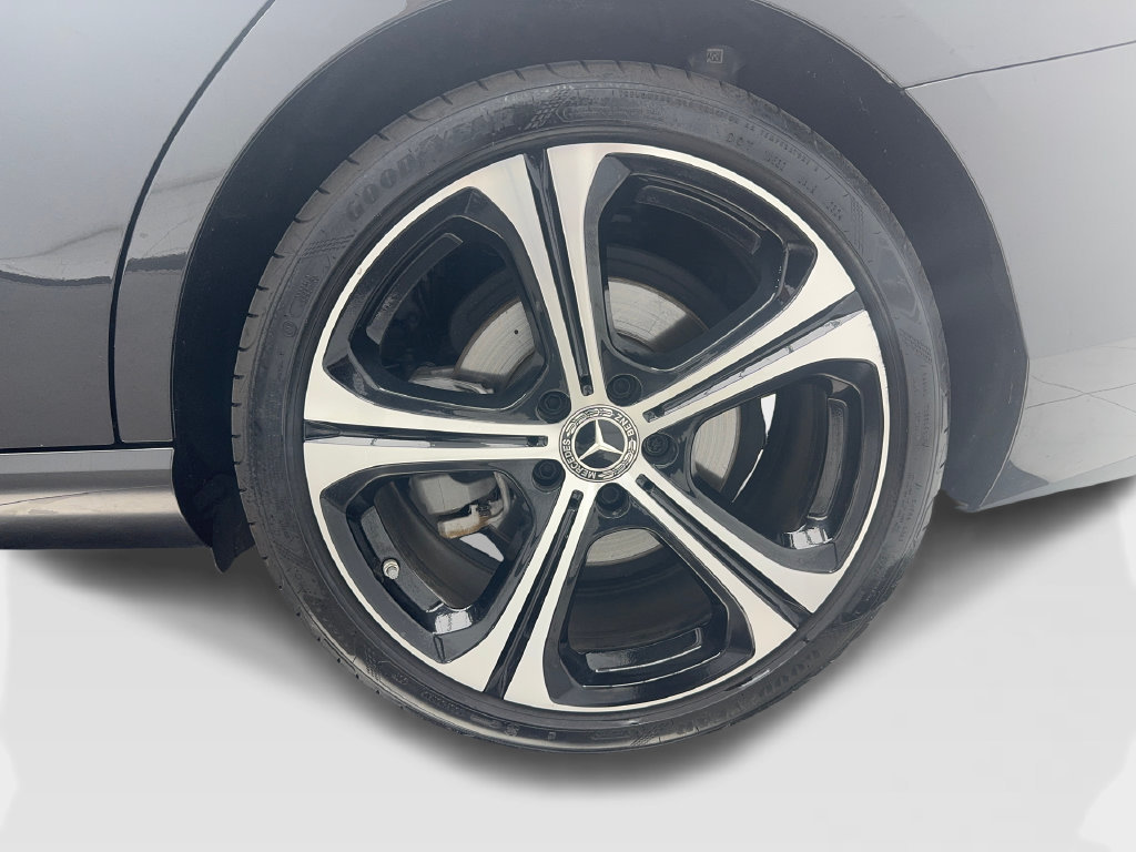 Used 2025 Mercedes-Benz C 300 4MATIC Sedan image 12