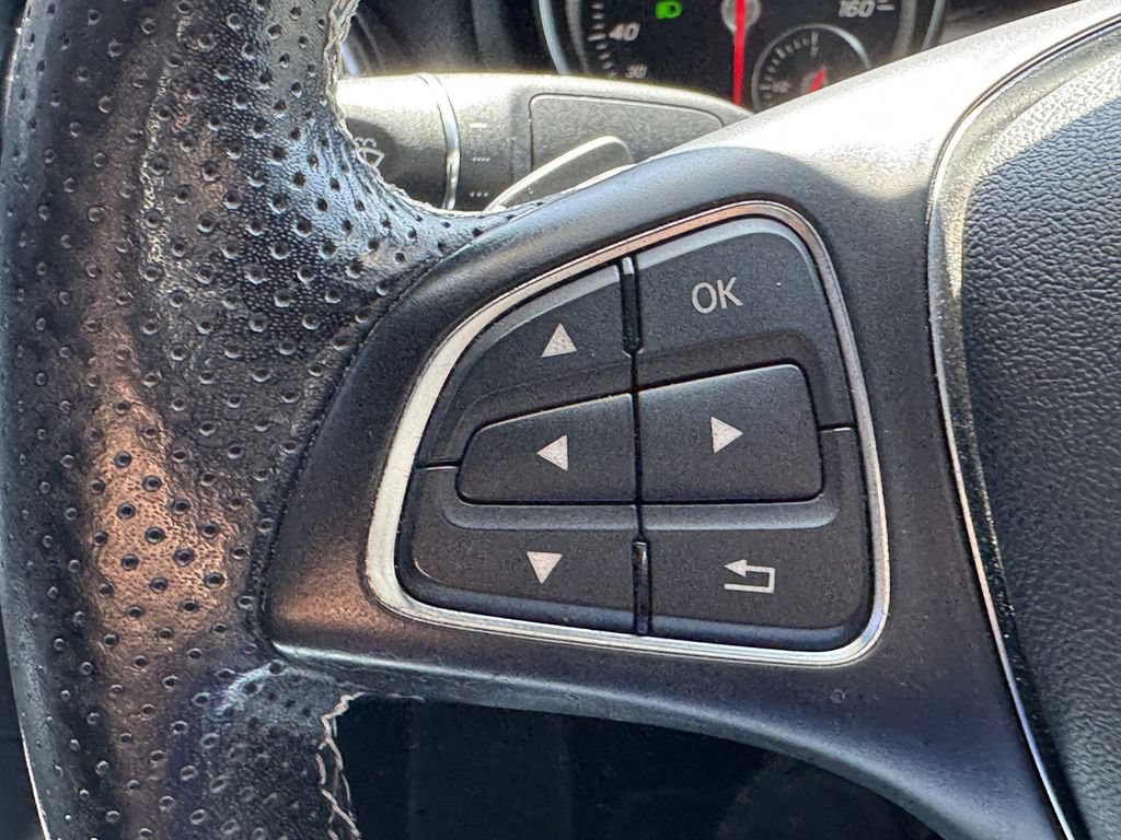 Used 2018 Mercedes-Benz CLA 250 image 21