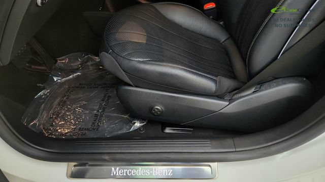 Used 2023 Mercedes-Benz EQE 500 4MATIC Sedan image 67