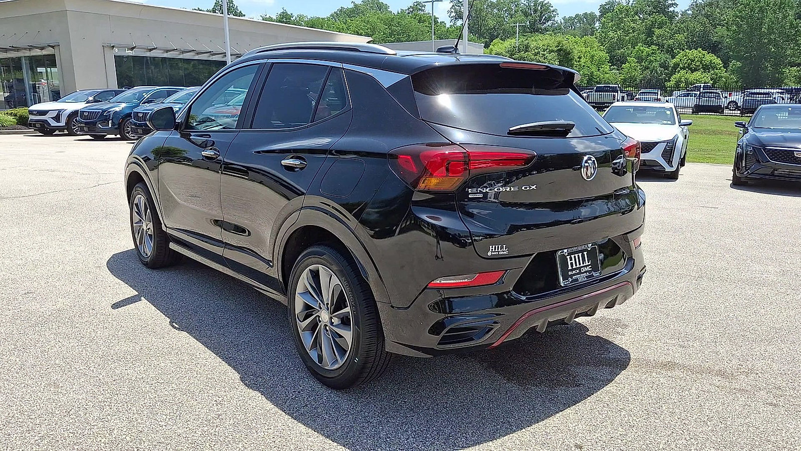 Used 2023 Buick Encore GX Select w/ Sport Touring Package AWD/4WD image 7