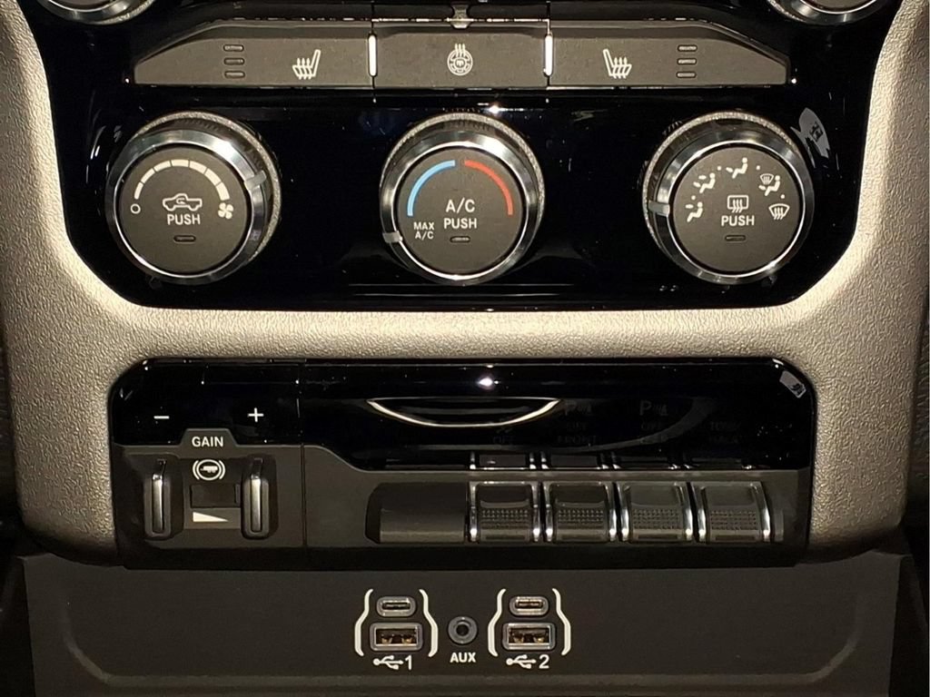 New 2026 RAM 1500 Lone Star w/ Night Edition AWD/4WD image 10