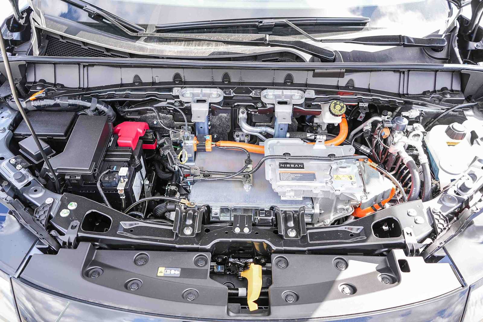 Used 2026 Nissan Leaf SV+ w/ Floor Mat Package (SV+) FWD image 13