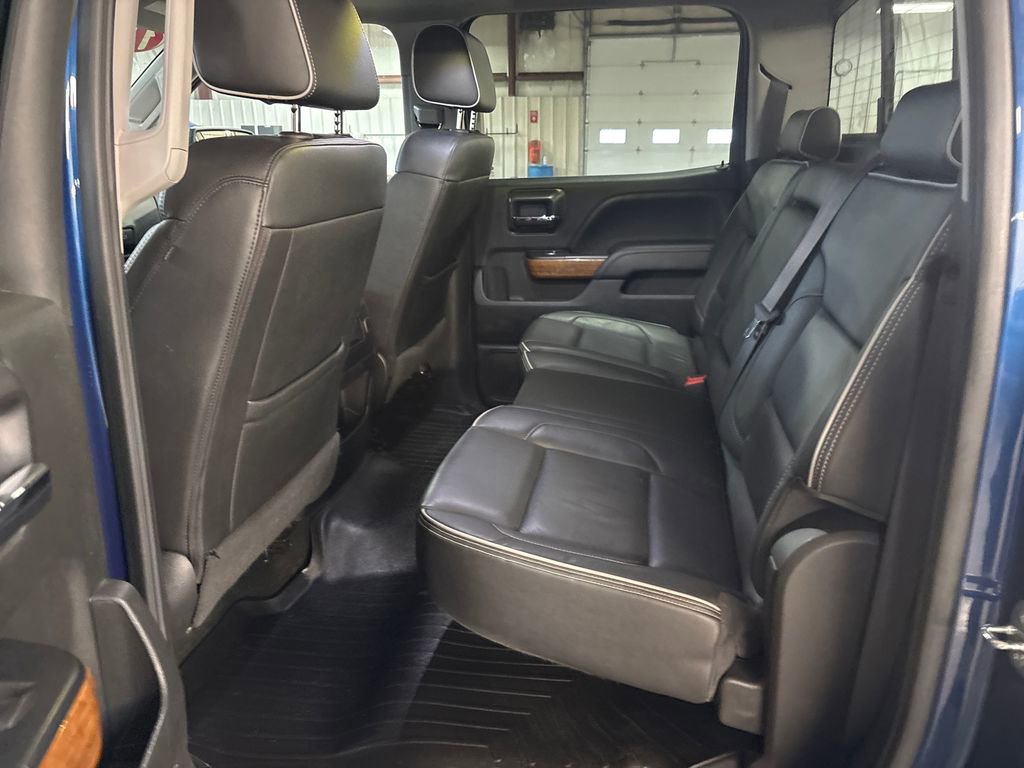 Used 2017 Chevrolet Silverado 1500 High Country AWD/4WD image 27