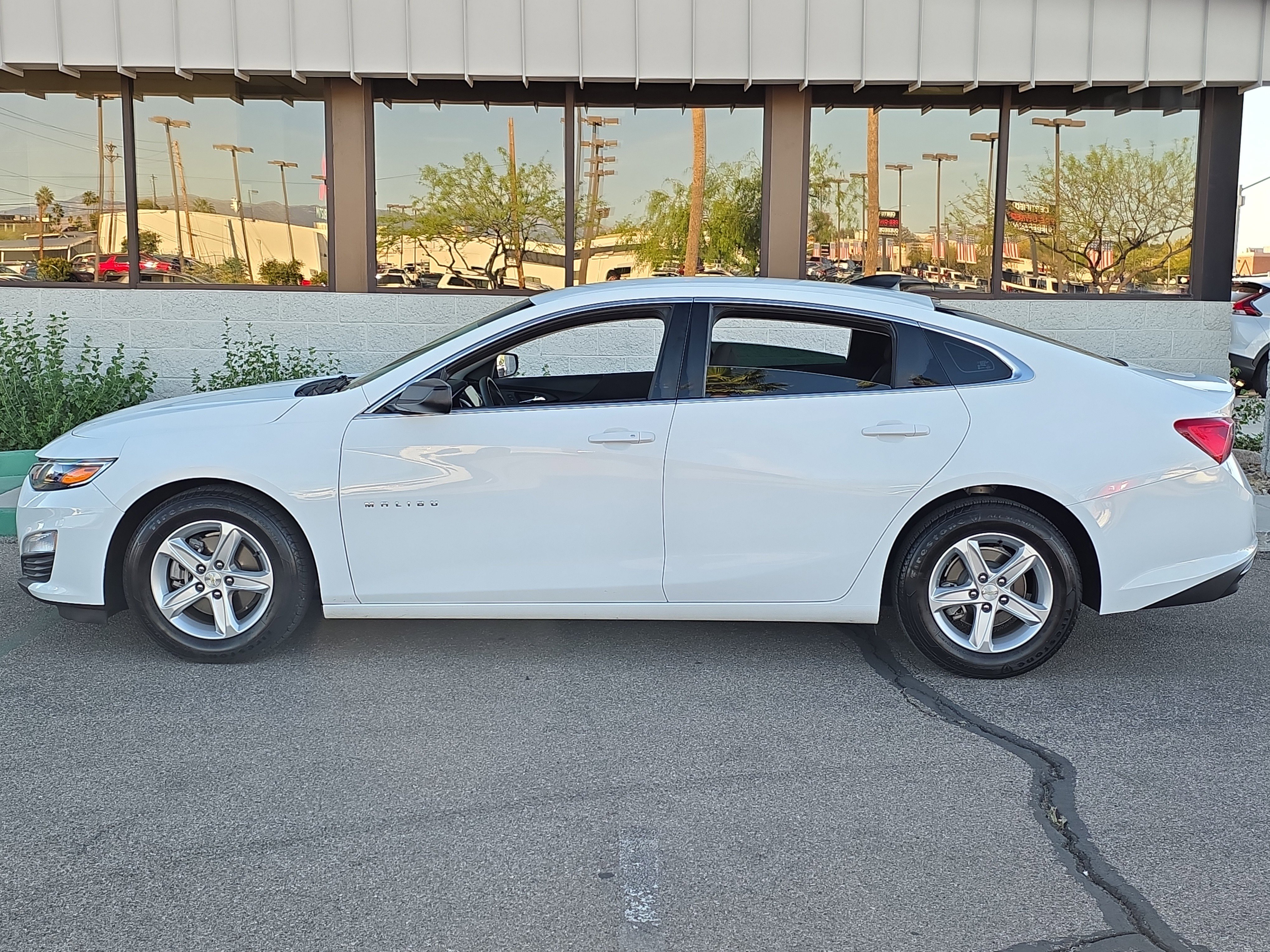 Used 2020 Chevrolet Malibu LS image 5