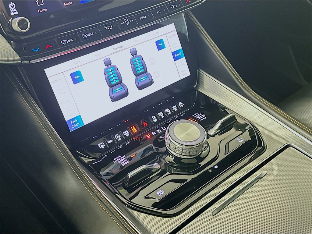 Used 2023 Jeep Grand Wagoneer L Series III w/ Rear Seat Video Group 1 image 16