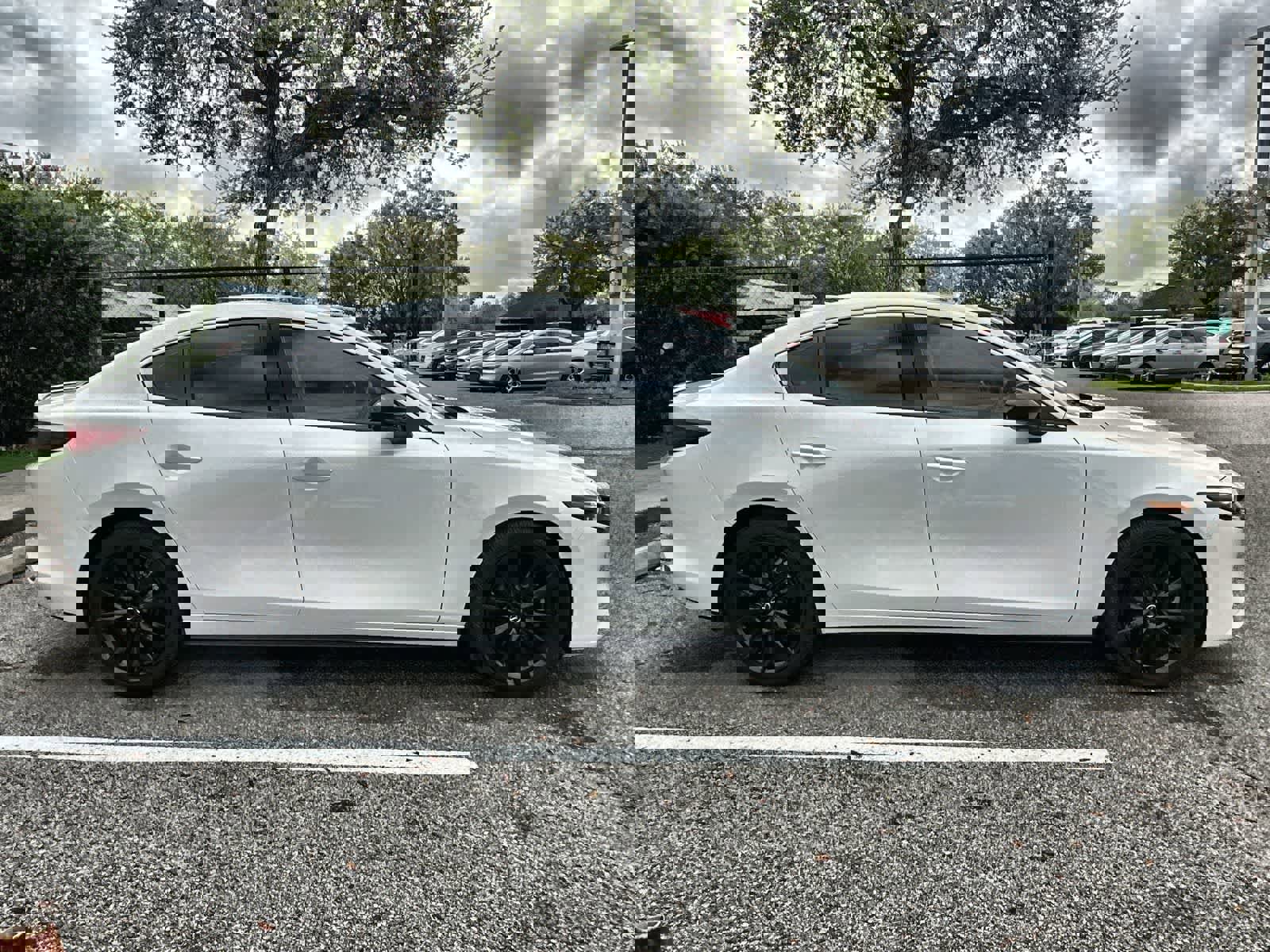 Used 2025 MAZDA MAZDA3 2.5 Turbo Sedan w/Premium Plus image 10