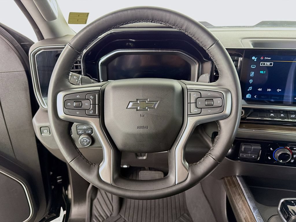Used 2024 Chevrolet Silverado 1500 LT Trail Boss w/ Convenience Package II AWD/4WD image 13