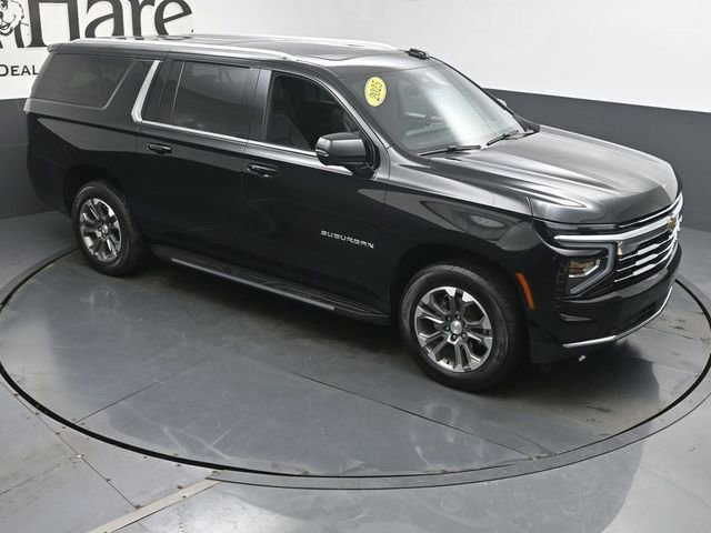 Used 2025 Chevrolet Suburban LT w/ Comfort Package AWD/4WD image 49