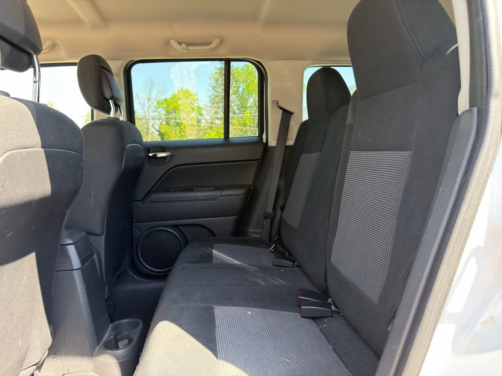 Used 2014 Jeep Patriot Latitude FWD image 7