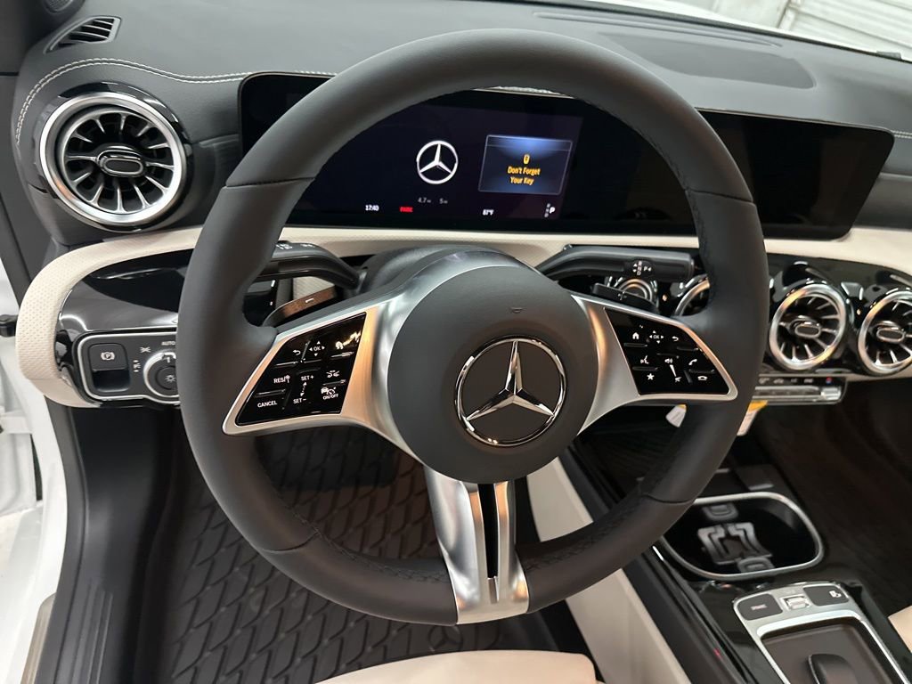 Used 2026 Mercedes-Benz CLA 250 image 10