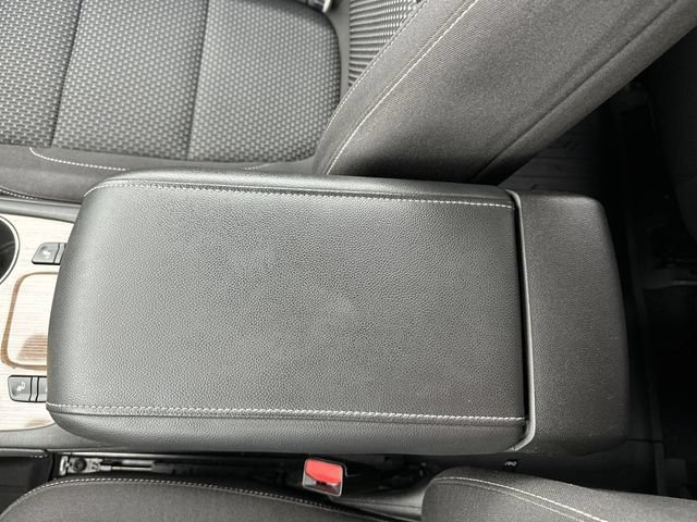 Used 2020 GMC Acadia SLE w/ Driver Convenience Package FWD image 23