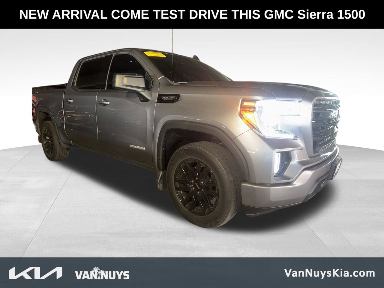Used 2020 GMC Sierra 1500 Elevation w/ Elevation Value Package image 1