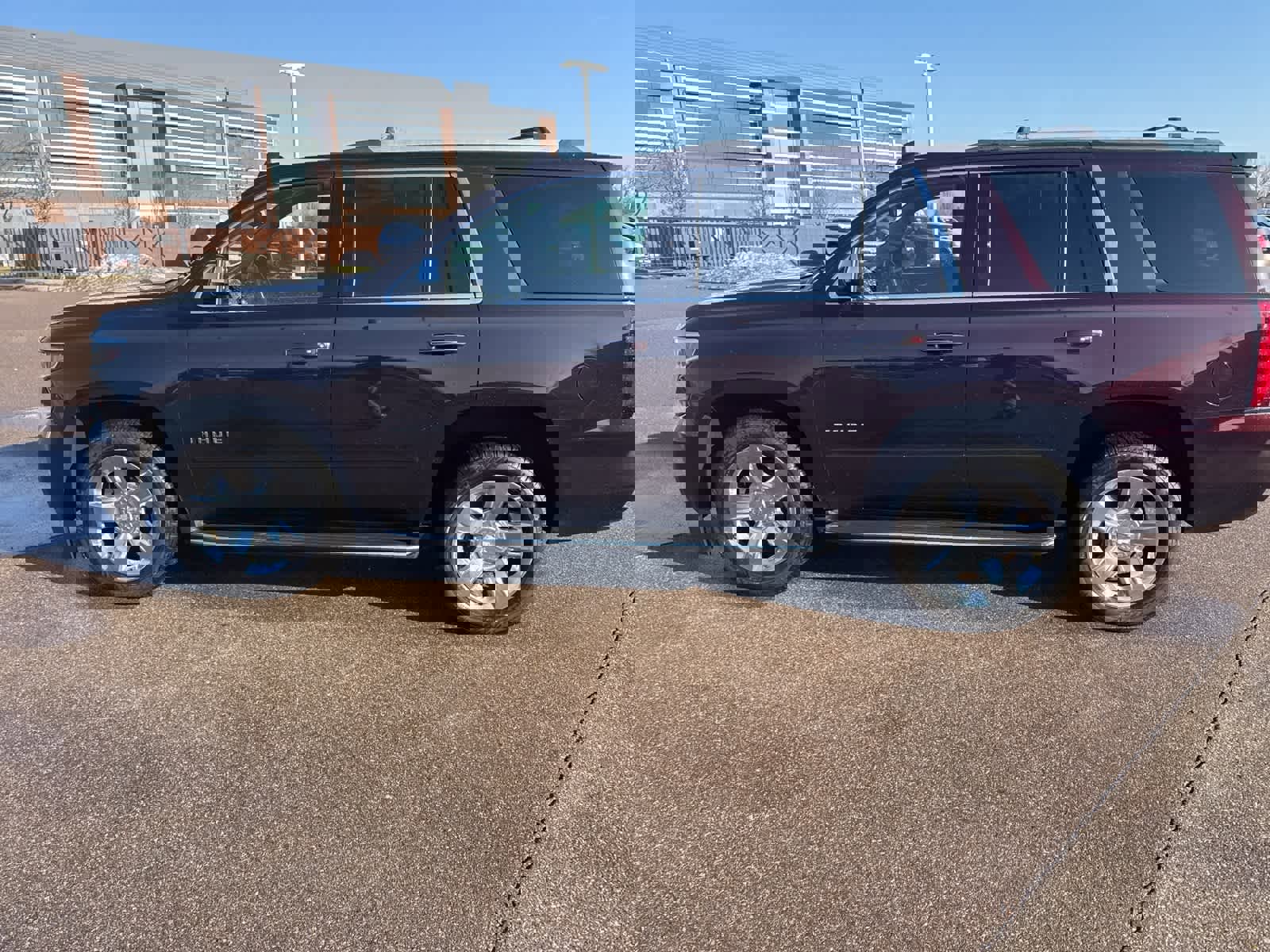 Used 2020 Chevrolet Tahoe Premier w/ Premier 6.2L Value Package image 18