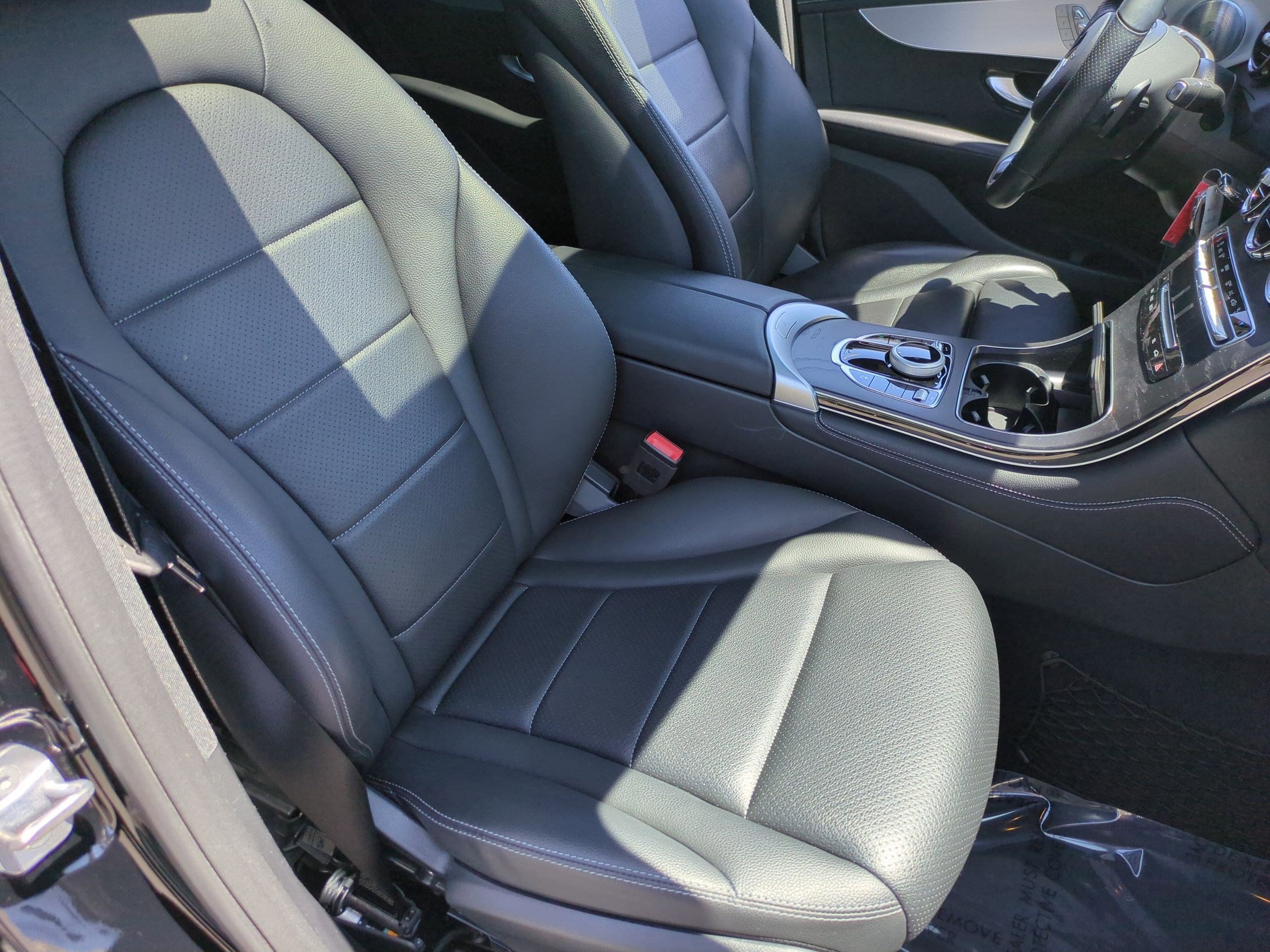 Used 2019 Mercedes-Benz GLC 300 4MATIC Coupe image 34
