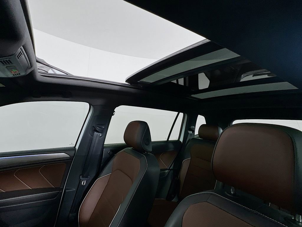 Used 2024 Volkswagen Tiguan SEL R-Line image 22