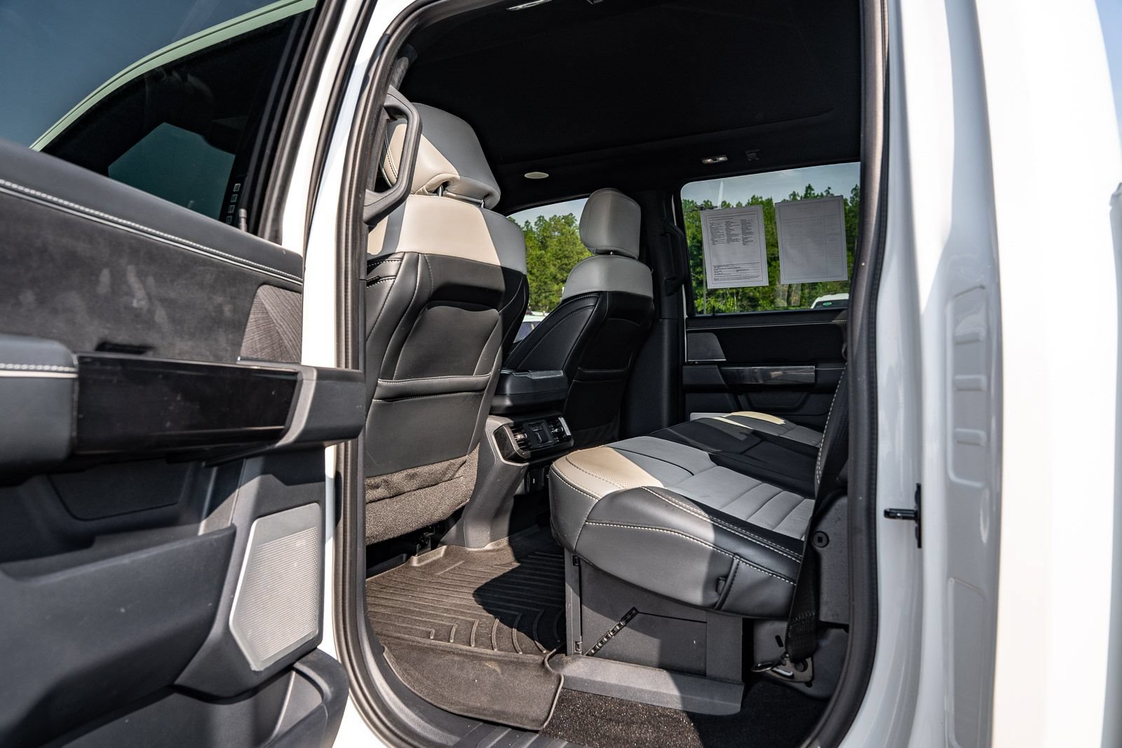 Certified 2022 Ford F150 Lightning Platinum AWD/4WD image 20