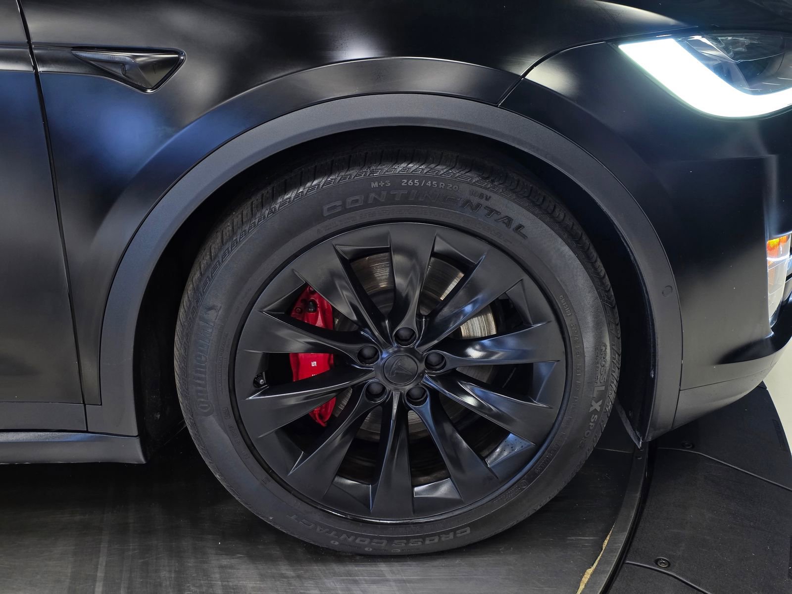 Used 2021 Tesla Model X Performance image 43