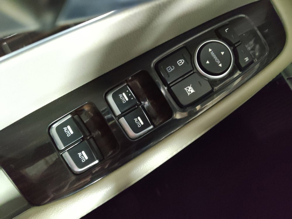 Used 2019 Kia Sorento LX w/ LX Convenience Package image 27