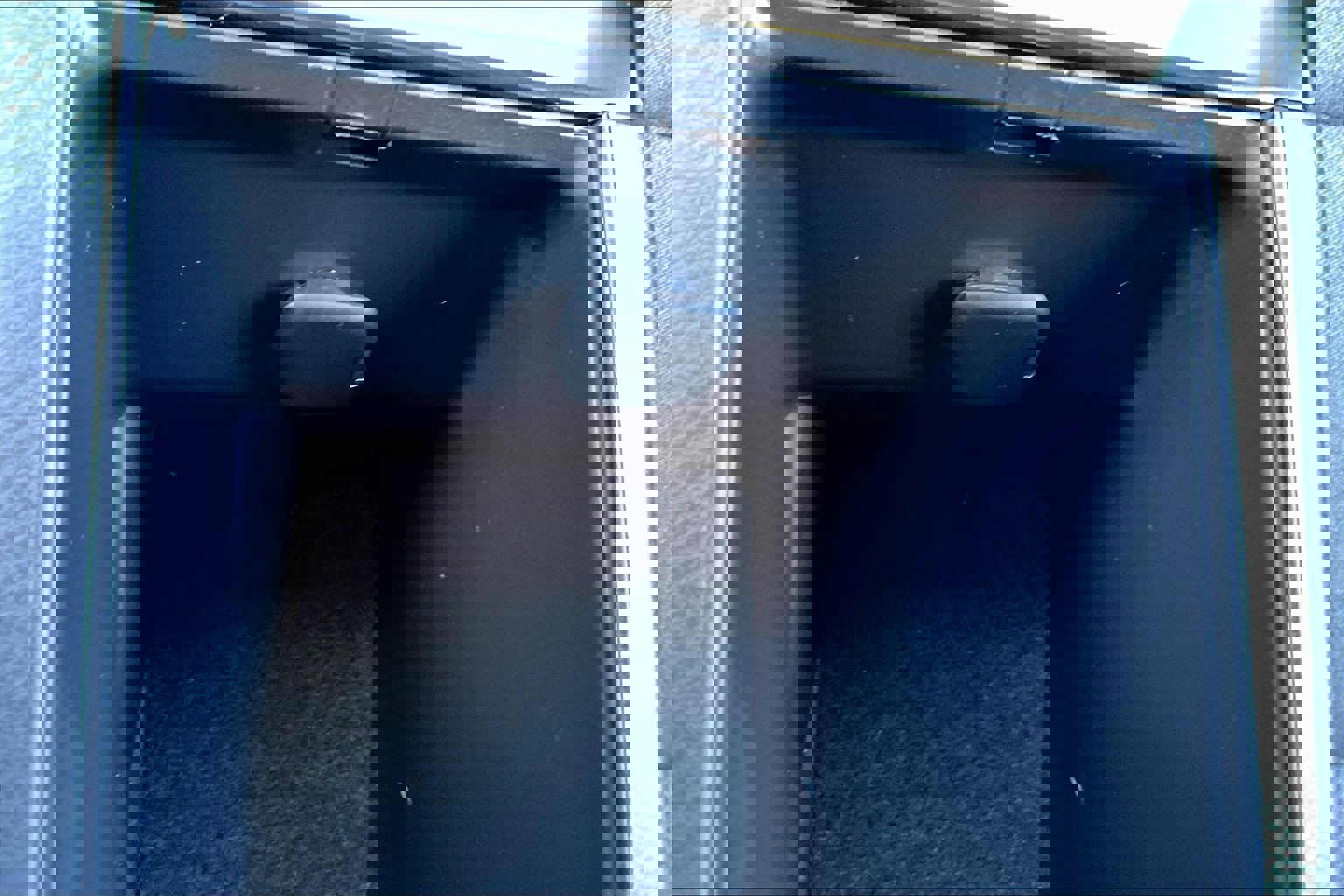 Used 2025 Toyota Camry LE FWD image 31