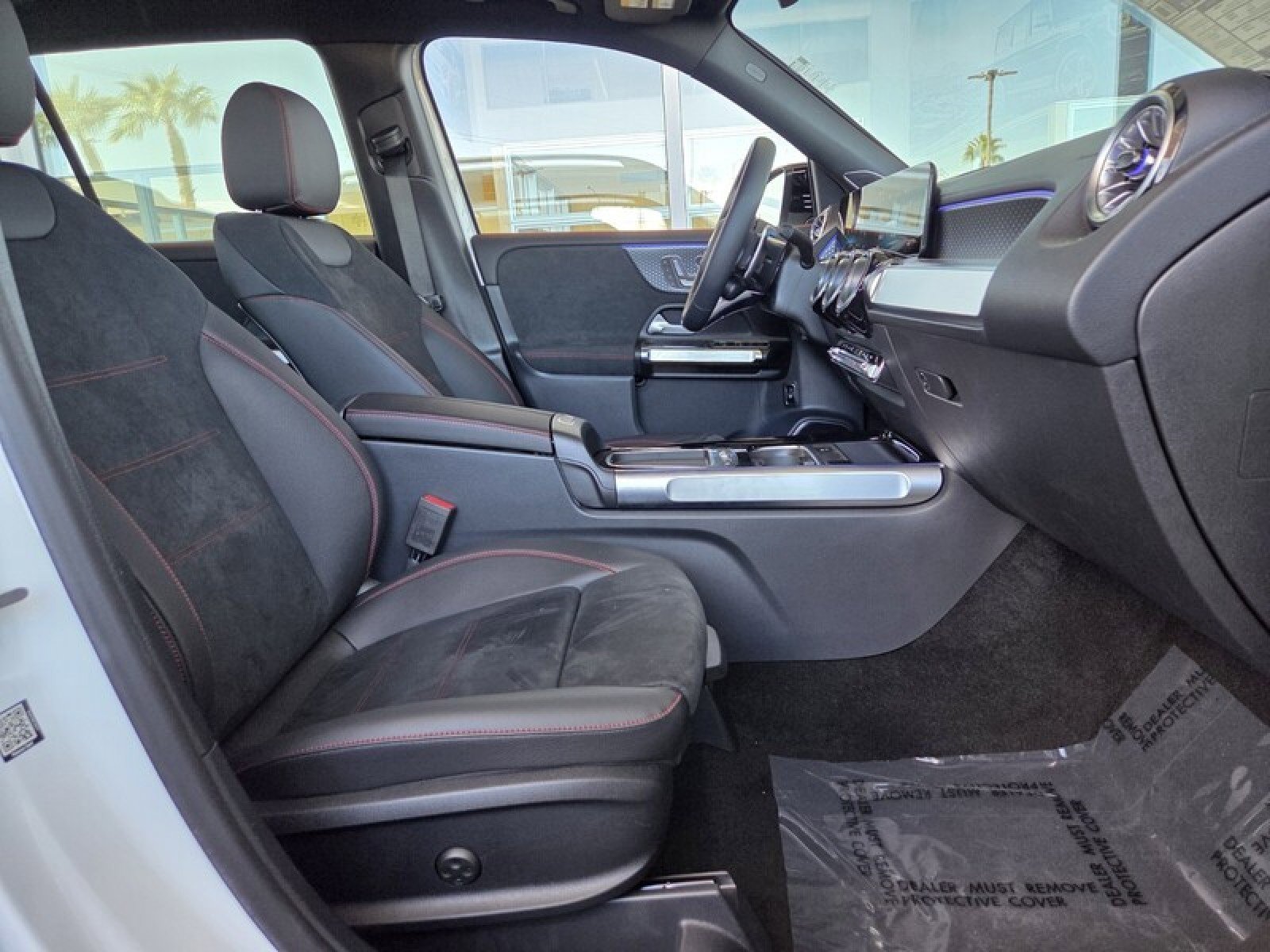 New 2025 Mercedes-Benz GLB 35 AMG 4MATIC image 17