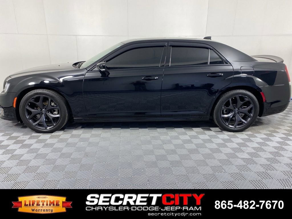 Used 2023 Chrysler 300 S w/ Comfort Group image 4