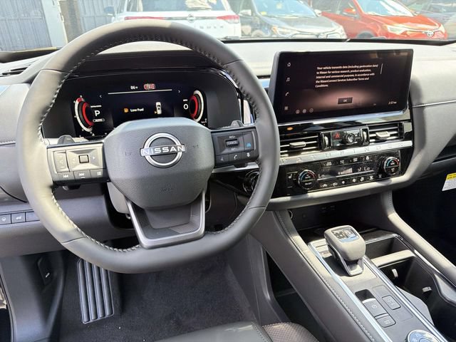 New 2026 Nissan Pathfinder SL w/ SL Premium Package AWD/4WD image 15