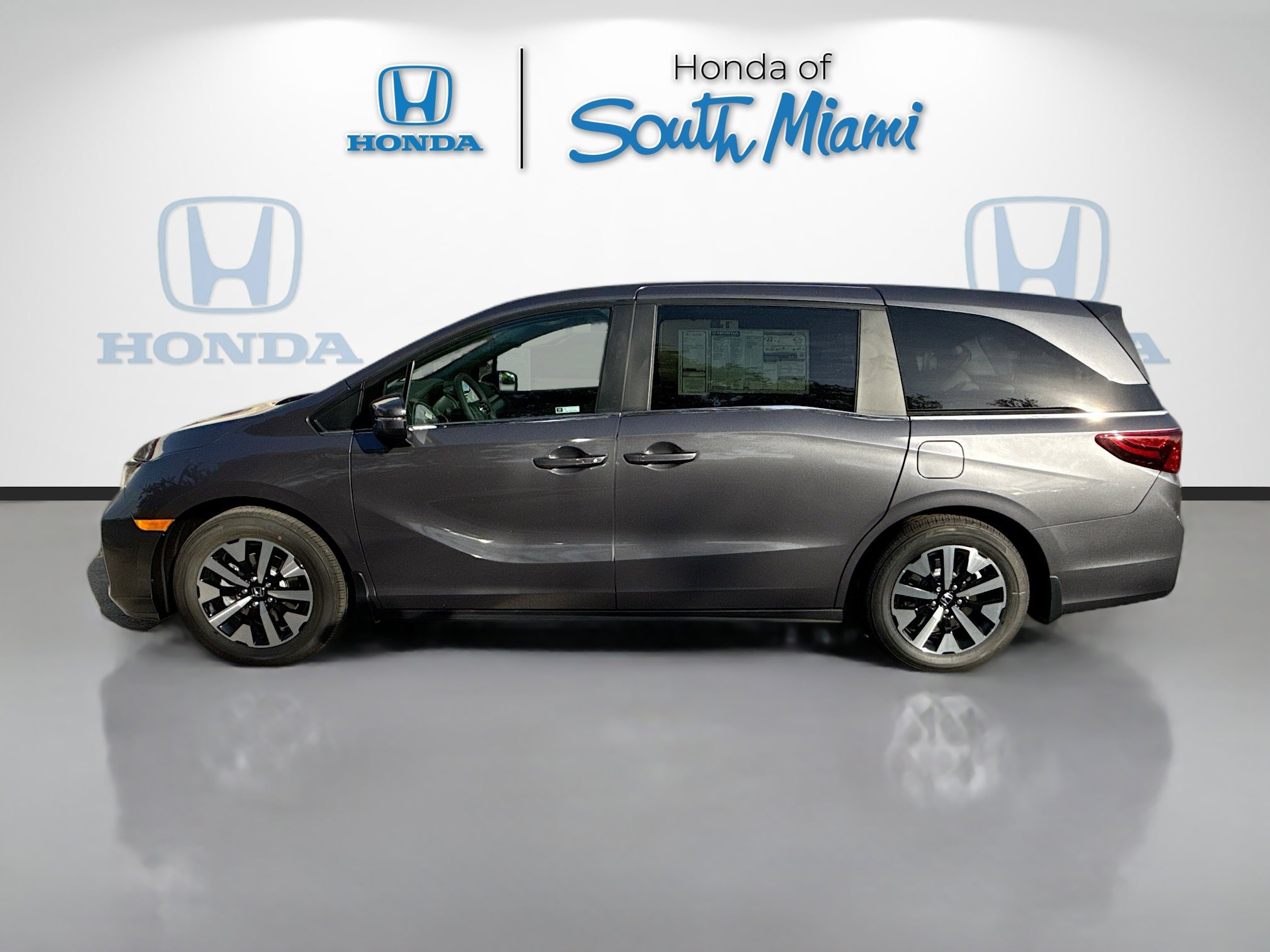 New 2026 Honda Odyssey EX-L image 4