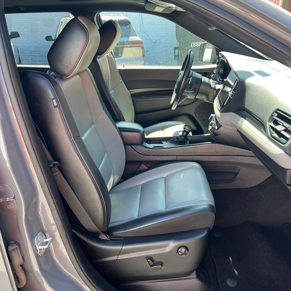 Used 2021 Dodge Durango R/T w/ Blacktop Package AWD/4WD image 6
