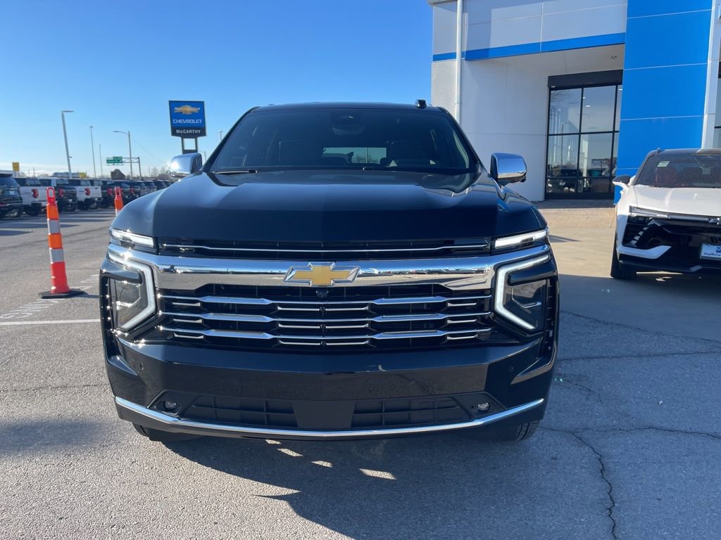 New 2026 Chevrolet Suburban Premier image 7