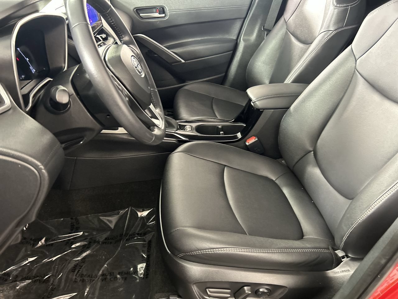 Used 2024 Toyota Corolla Cross XLE w/ Convenience Package FWD image 22