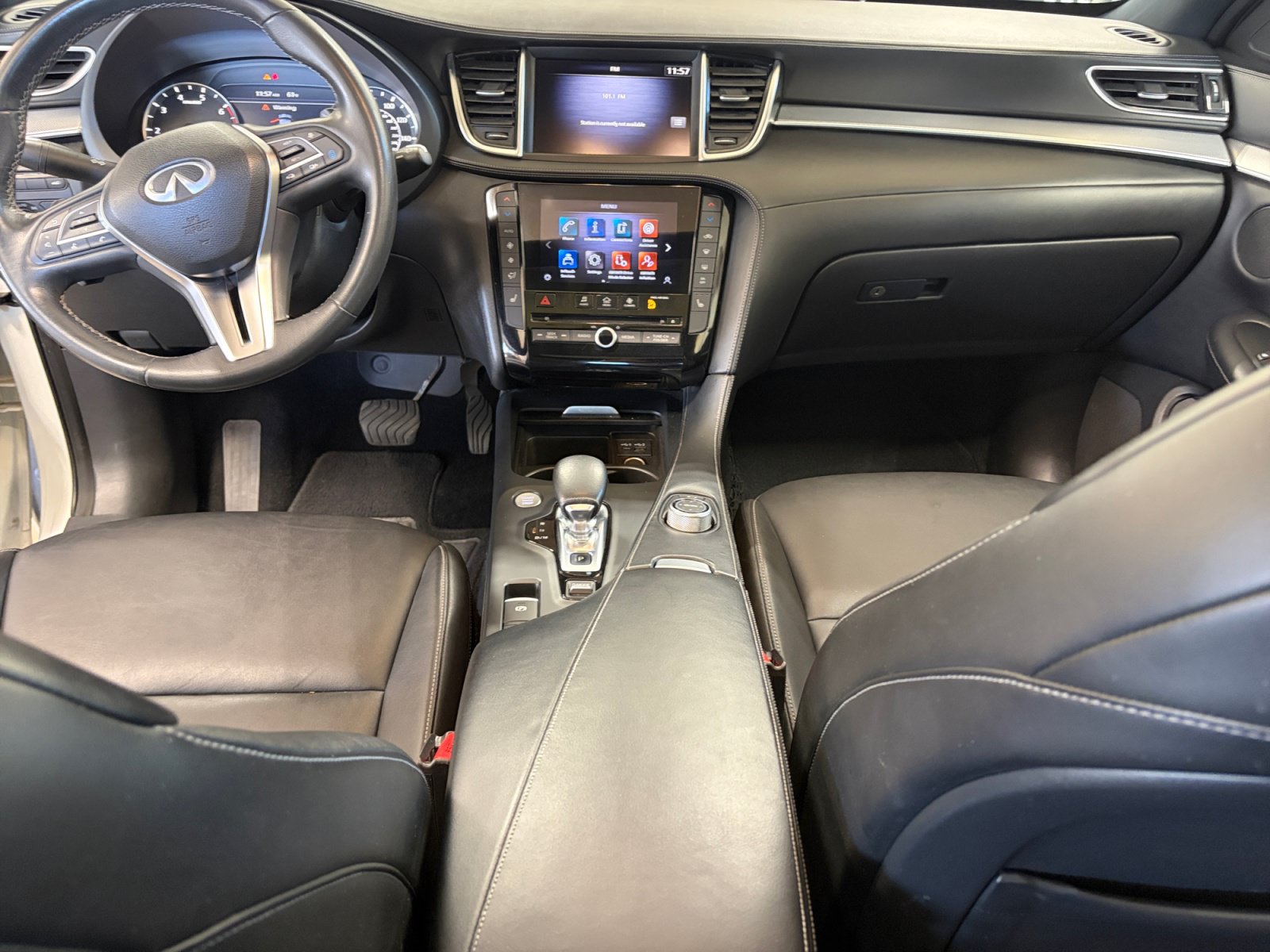 Used 2021 INFINITI QX50 Luxe w/ Appearance Package AWD/4WD image 19