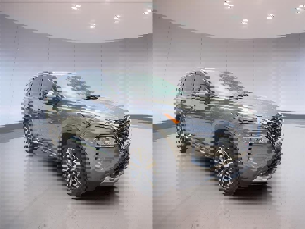 Used 2022 Nissan Rogue SL w/ SL Premium Package