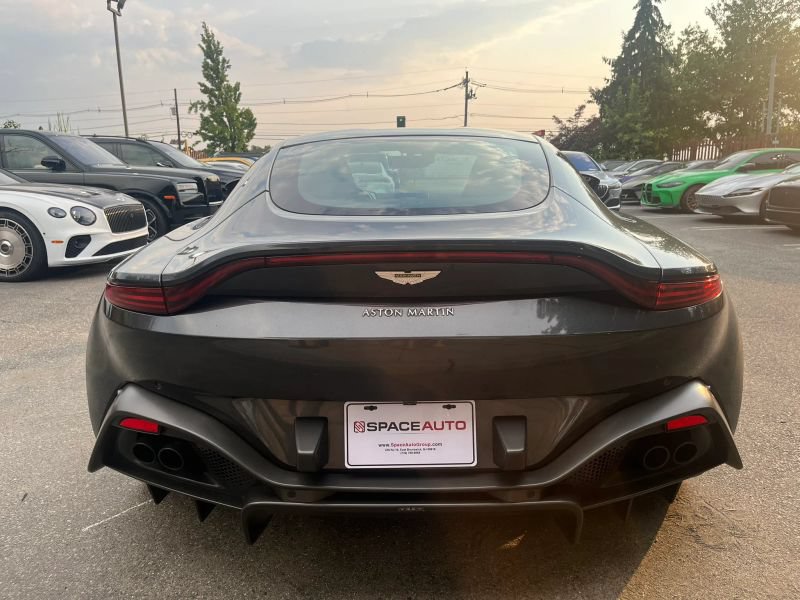 Used 2020 Aston Martin V8 Vantage Coupe RWD image 6