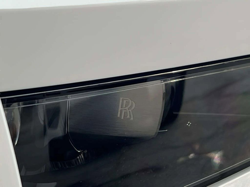 Used 2024 Rolls-Royce Spectre w/ Spectre Launch Package image 7