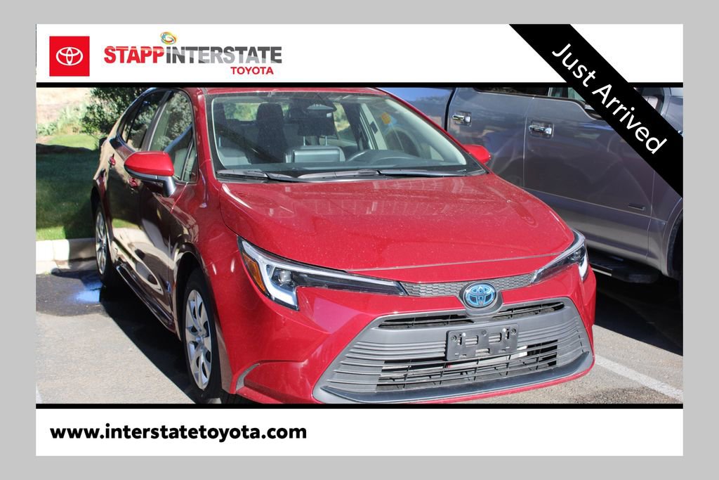 Used 2025 Toyota Corolla LE