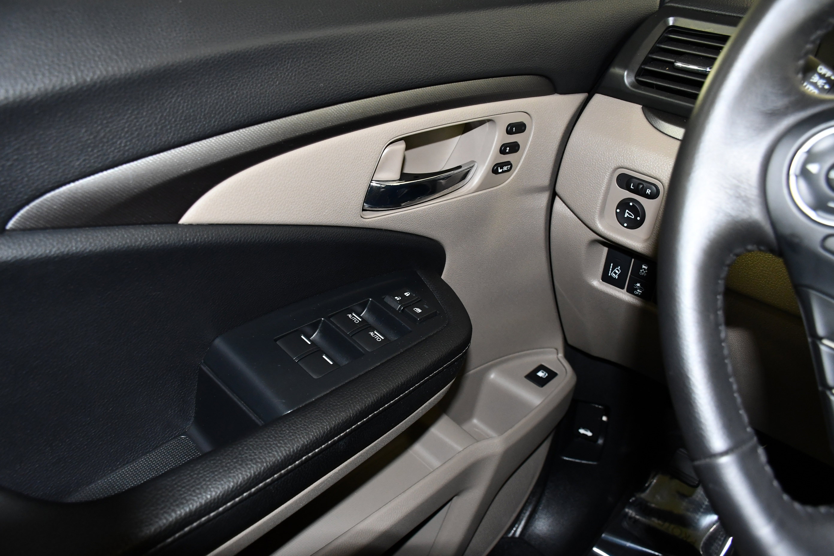 Certified 2023 Honda Ridgeline RTL image 33