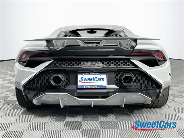 Used 2023 Lamborghini Huracan Tecnica image 6