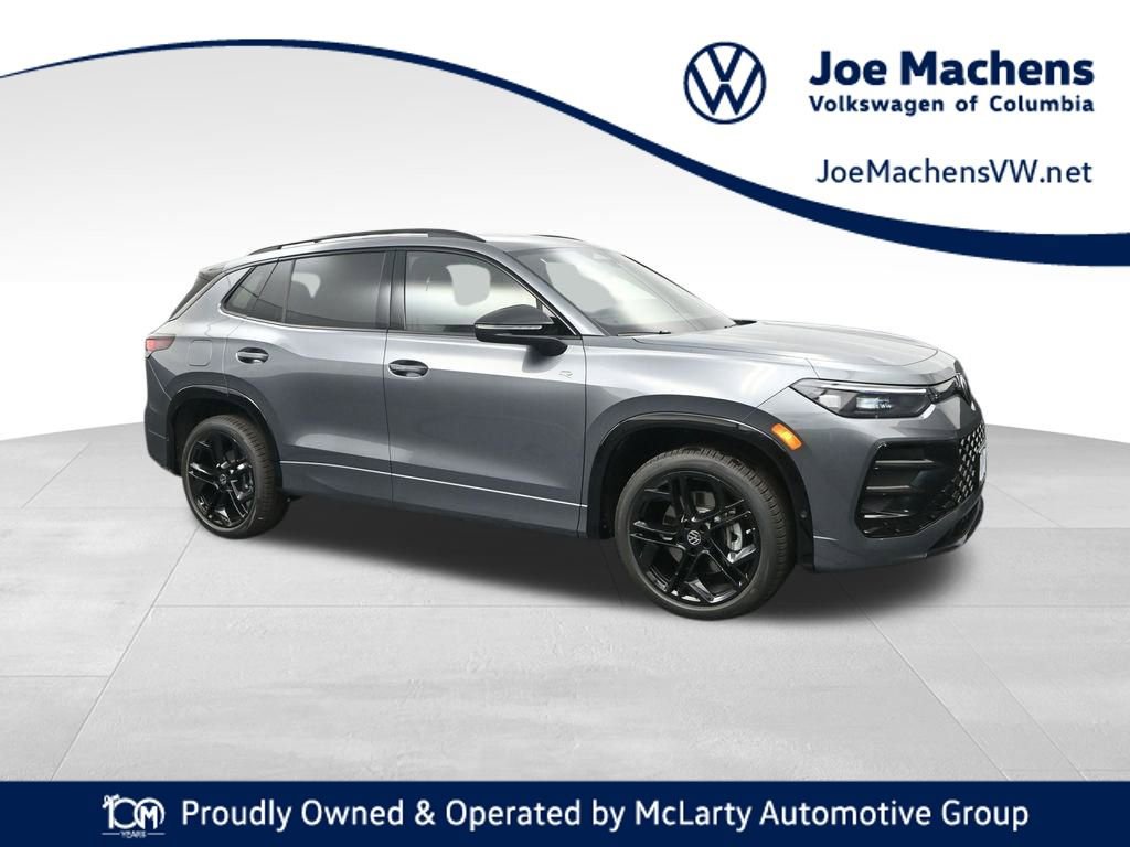 New 2026 Volkswagen Tiguan SE R-Line image 1