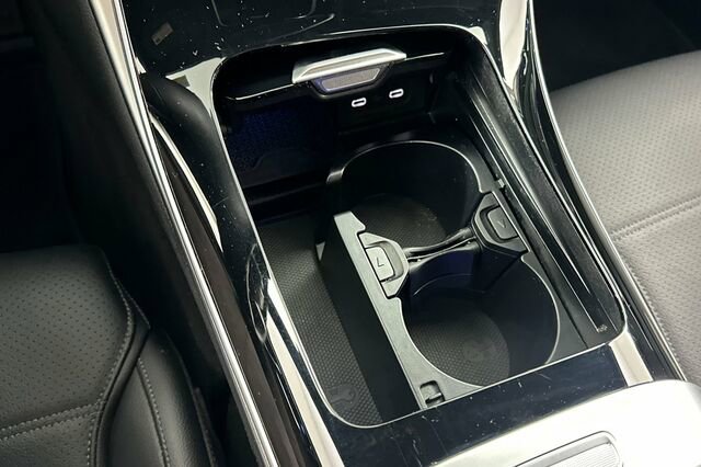 Certified 2025 Mercedes-Benz C 300 4MATIC Sedan image 36