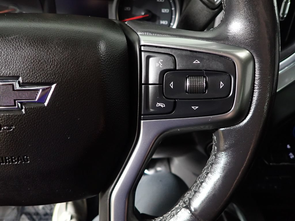 Used 2020 Chevrolet Silverado 1500 RST AWD/4WD image 28