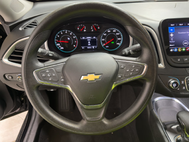Used 2025 Chevrolet Malibu LT FWD image 6