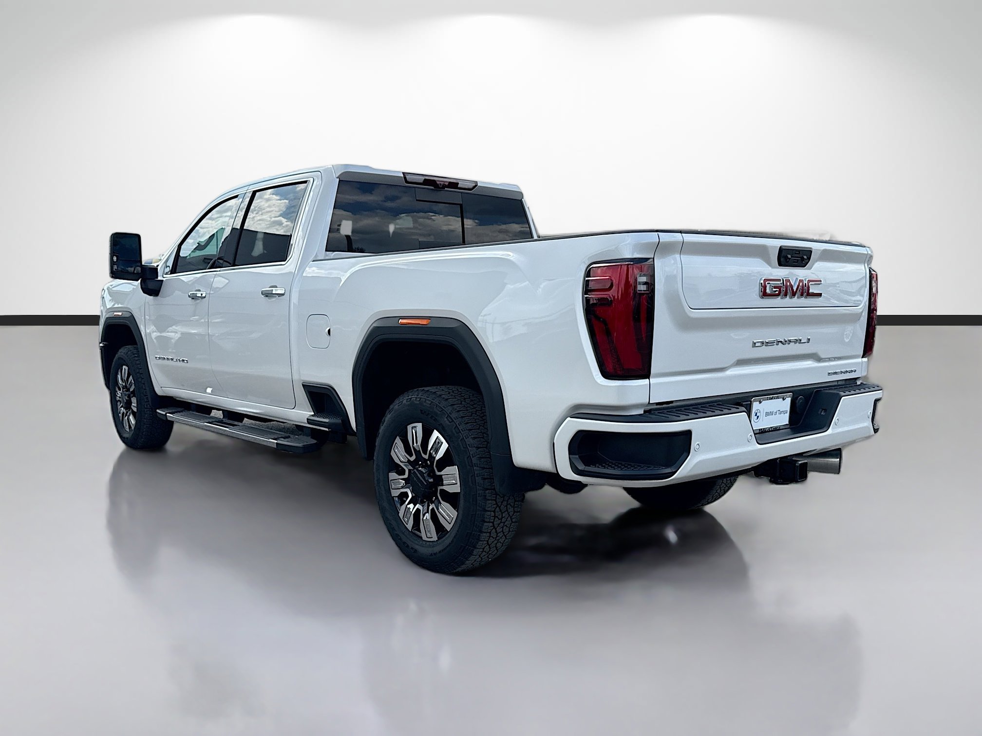 Used 2025 GMC Sierra 2500 Denali w/ Denali Reserve Package image 5