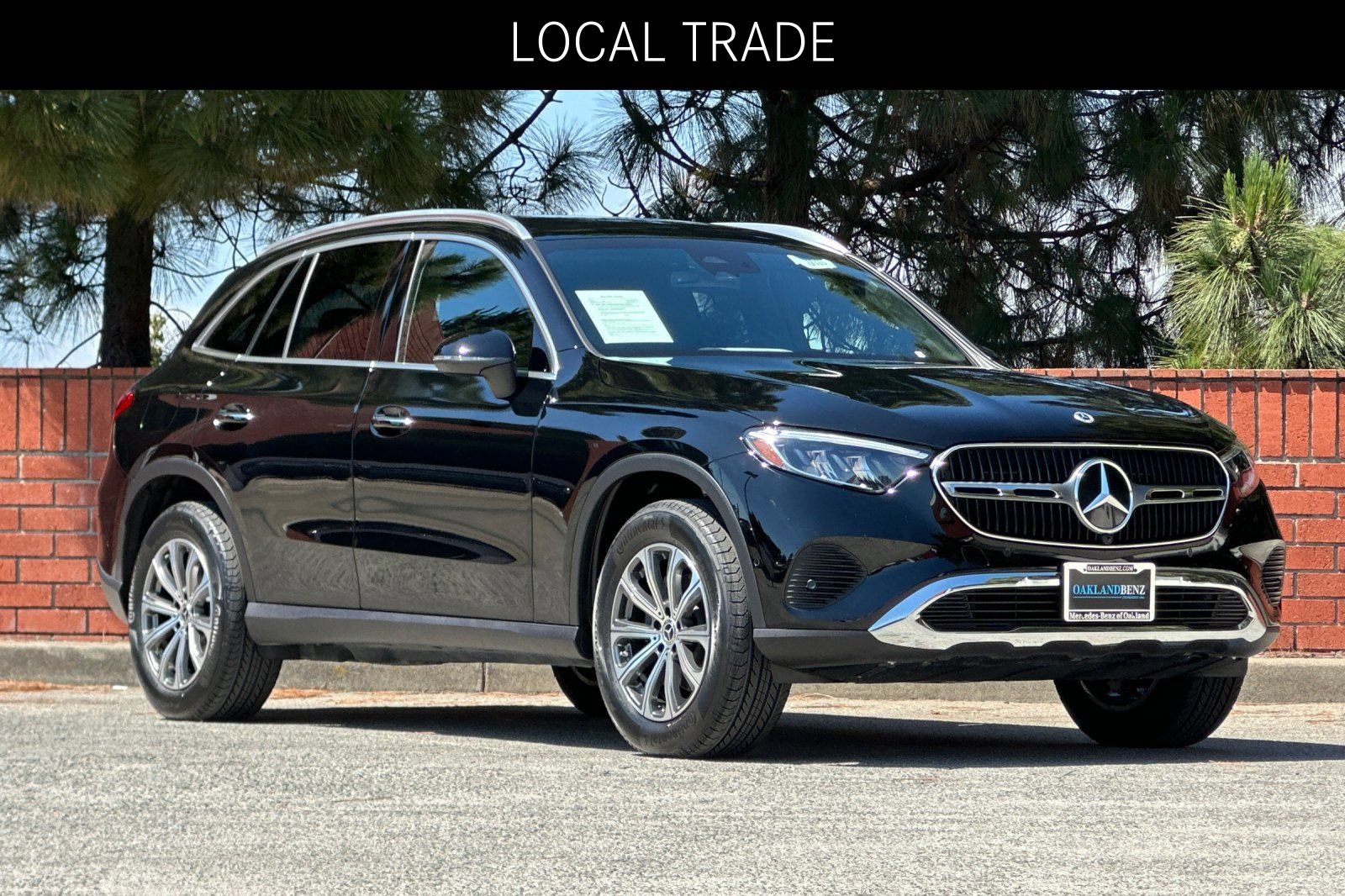 Used 2024 Mercedes-Benz GLC 300 image 2