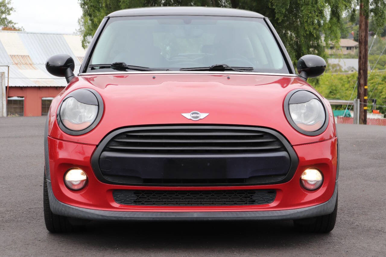 Used 2014 MINI Cooper 2-Door Hardtop FWD image 3