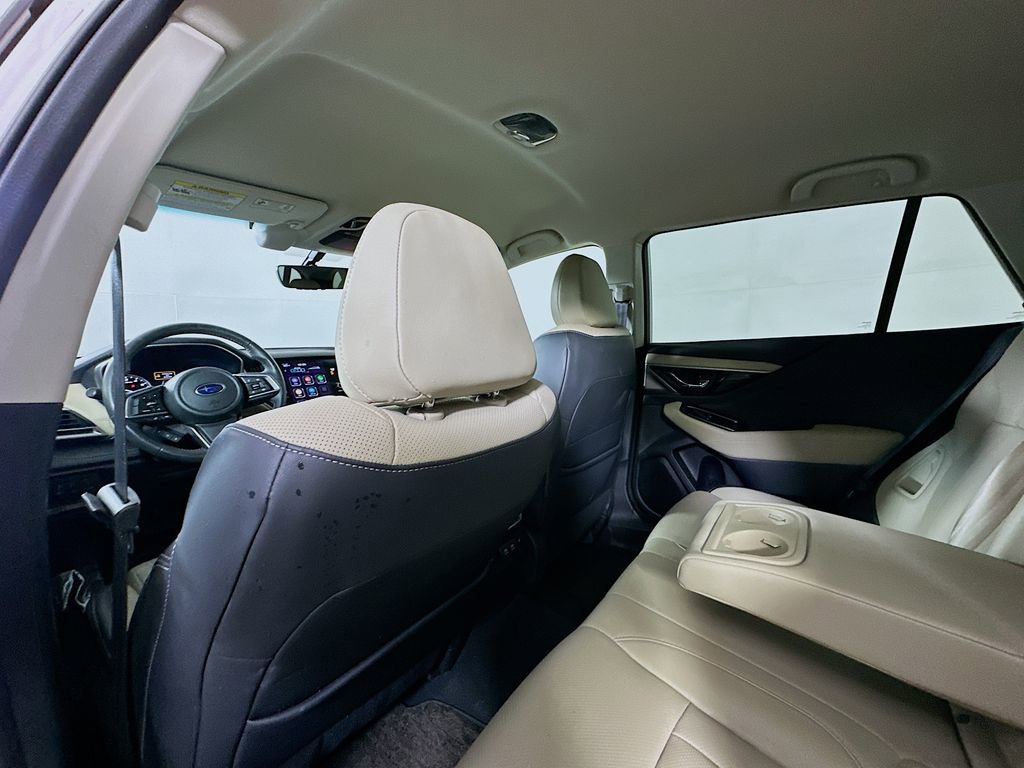 Used 2022 Subaru Outback Limited image 11