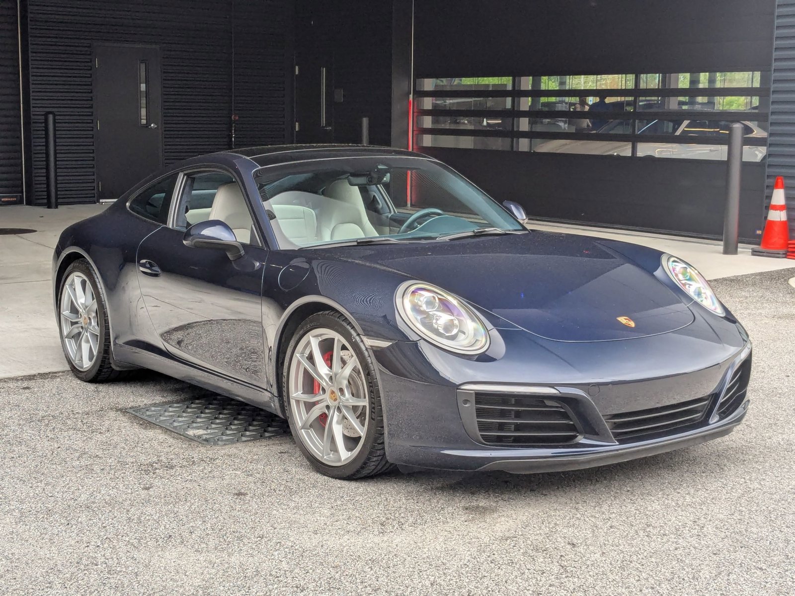 Certified 2018 Porsche 911 Carrera S RWD image 7