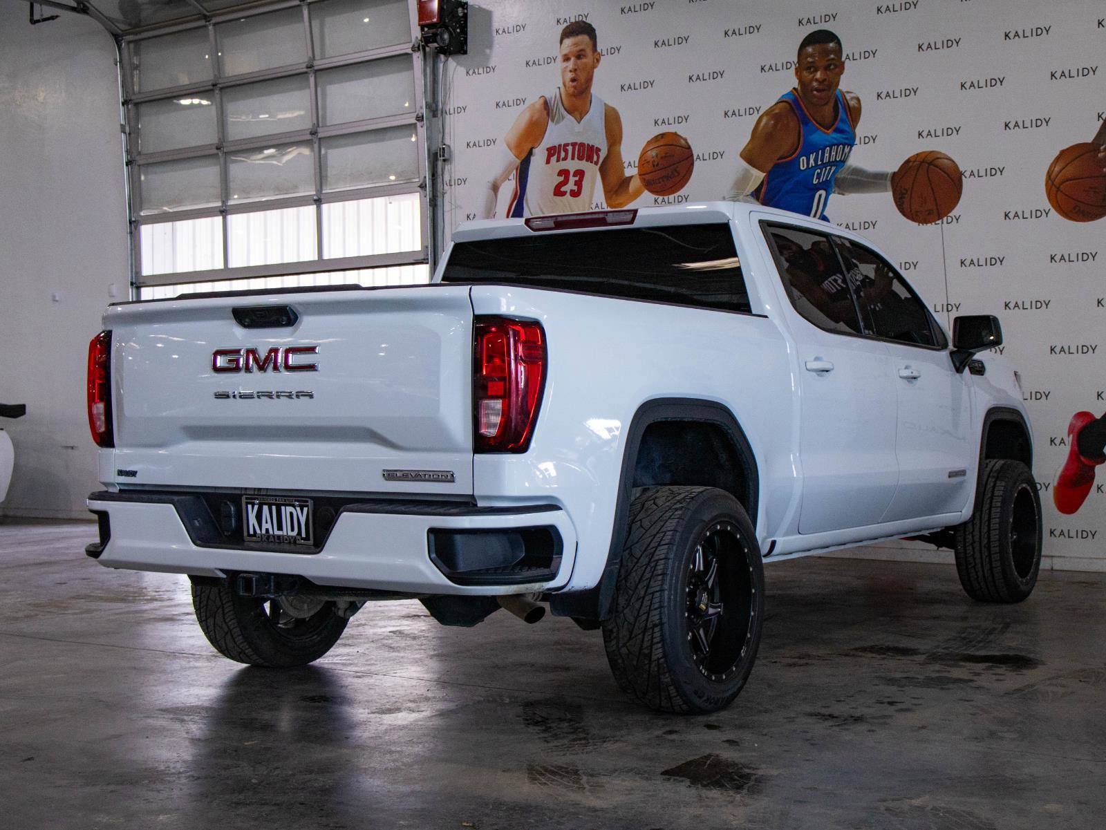 Used 2024 GMC Sierra 1500 Elevation RWD image 23